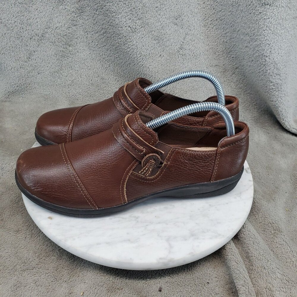 Clarks Shoes Womens Size 9 Cheyn Brown Leather Loafer